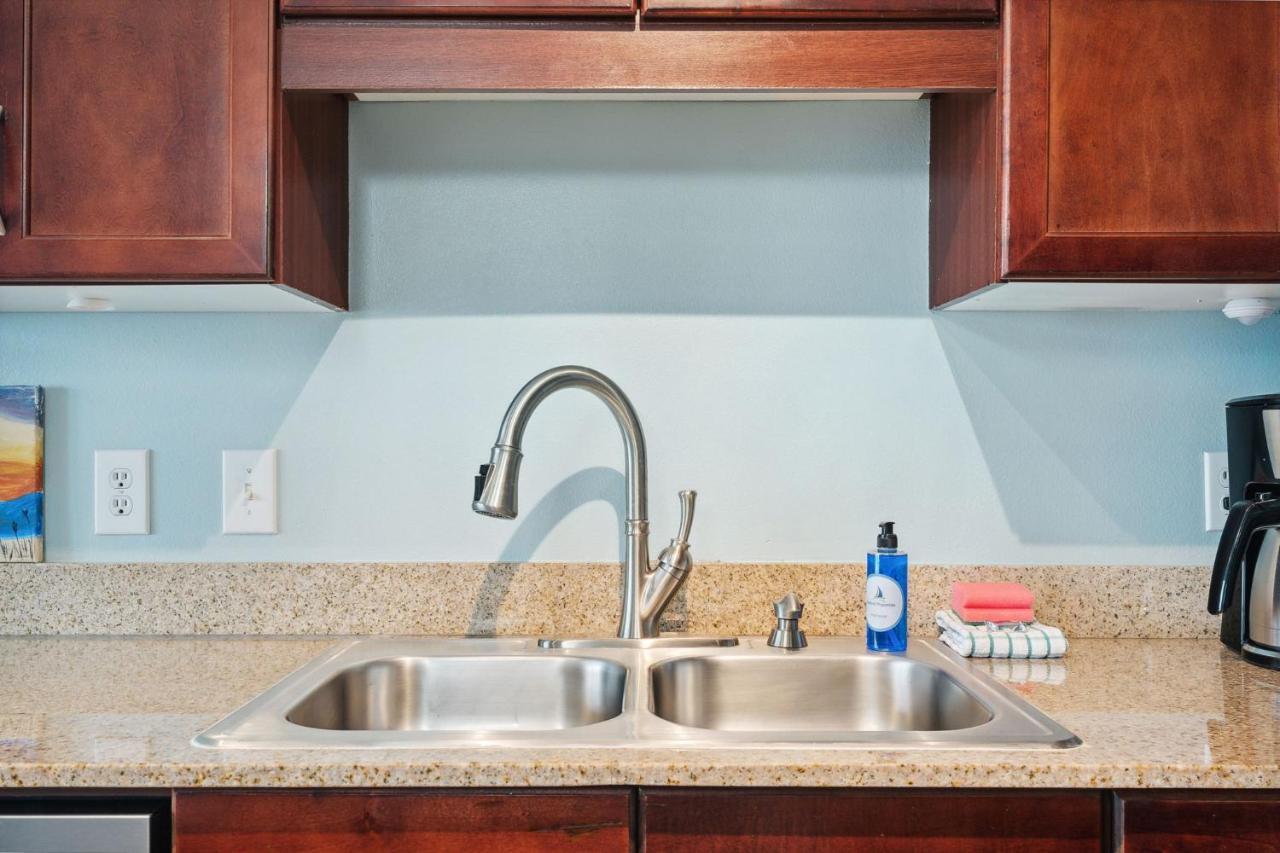 A Shore Thing At Laketown Wharf #1904 By Nautical Properties Panama City Beach Exterior photo