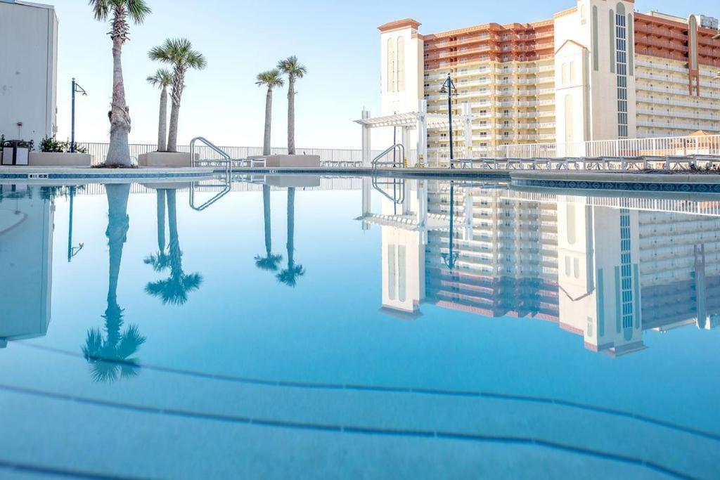 A Shore Thing At Laketown Wharf #1904 By Nautical Properties Panama City Beach Exterior photo